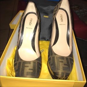 Authentic fendi shoe like new wear 3 times with dust bag and box